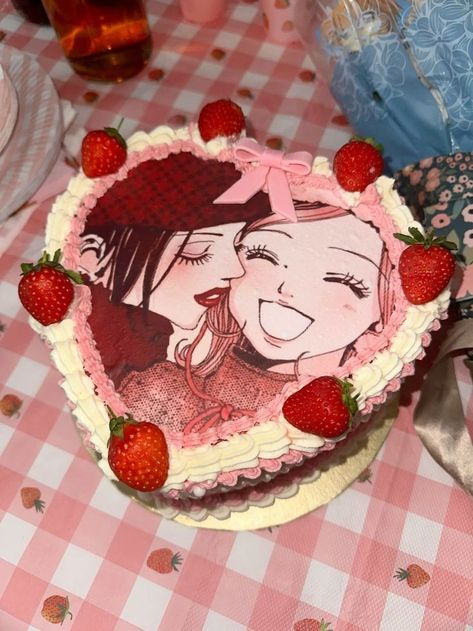 Nana Birthday Cake, Nana Moodboard, Hachi And Nana, Nana Strawberry, Nana Aesthetic, Birth Cakes, Shoujo Anime, Strawberry Shortcake Cake, Nana Manga