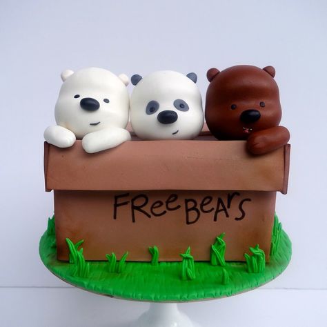 We Bear Bears Cake, Cake Ideas Minimalist, Bear Cake Ideas, Bolo Panda, Crea Fimo, Bear Cake, Animal Cakes, Three Bears, Cute Baking