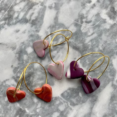 Heart Earrings Diy, Hoop Earrings Diy, Insta Reel, Diy Earrings Polymer Clay, Everyday Jewellery, Handmade Clay Jewelry, Terracotta Jewellery, Polymer Clay Jewelry Diy, Earrings Everyday