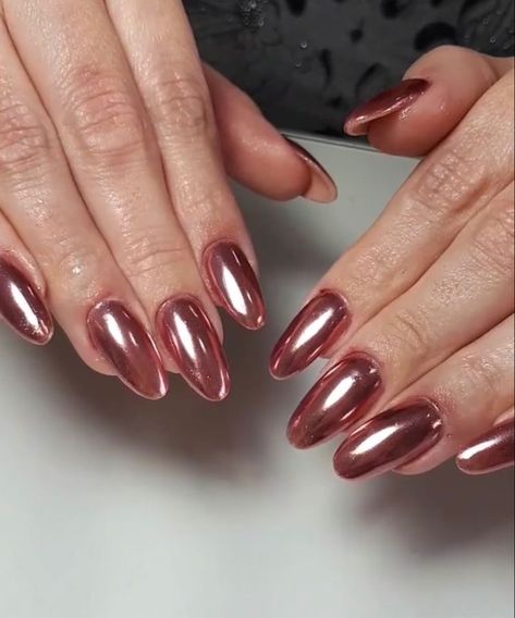 Gold Nails French, Copper Nails Designs, Rose Gold Nails Acrylic, Red Chrome Nails, Rose Gold Nails Design, Gold Chrome Nails, Copper Nails, Pink Chrome Nails, Maroon Nails