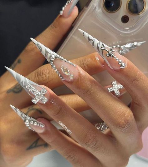 #follow #acrylicnails #nailsofinstagram #nails #nailart #beautyblog #blogging #blogger #blog Stiletto Nails Inspo Aesthetic, Fuerza Regida Nails, Stiletto Nails With Charms, Stiletto Chrome Nails, Nail Ideas Stiletto, Stiletto Nails Christmas, Stiletto Nails Ideas, Black Stiletto Nails Design, Stiletto Birthday Nails