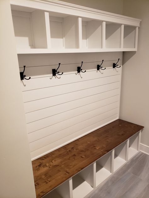 Laundry And Entry Room Ideas, Black And White Drop Zone, White Mudroom Lockers, Back Hall Closet Ideas, Small Mud Room Cubby Ideas, Entry Mudroom Ideas Farmhouse, Half Wall Mudroom, Boot Bench Ideas, Mudroom With Cubbies And Bench