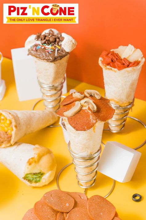 Cone Pizza, Ice Cream Making, Pizza Cones, Shaped Pizza, Amazing Breakfast, Waffle Cones, Eat Pizza, Knife And Fork, Pizza Crust