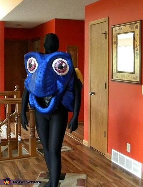 Dory Costume - Halloween Costume Contest via @costume_works Unserious Halloween Costumes, Odd Halloween Costumes, Cringe Halloween Costumes, Bad Costumes, Funny Costumes Ideas, Cursed Costumes, Cursed Outfits, Cursed Halloween Costumes, Funny Halloween Costumes 2022