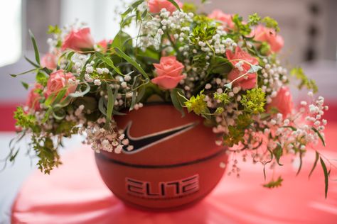 Basketball With Flowers, Basketball Flower Bouquet, Sports Centerpieces, Diy Basketball, Sports Banquet, Floral Design Classes, Graduation Party Centerpieces, Sports Wedding, Coral Roses