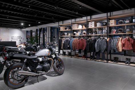 » Triumph motorcycle store by Alex Feskov, Moscow – Russia Motorcycle Store Design, Motorcycle Shop Design, Motorcycle Store Design Interiors, Moto Showroom Design, Motorcycle Showroom Design, Motorbike Garage, Motorbike Store, Motorcycle Exhibition Design, Motorcycle Store