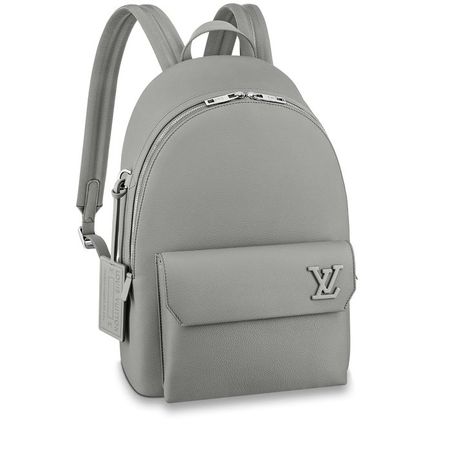 Mochila Louis Vuitton, Mens Designer Backpacks, Lv Backpack, Clothes Market, Sac Louis Vuitton, Louis Vuitton Backpack, Hot Bags, Streetwear Clothes, Louis Vuitton Official