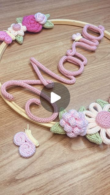 French Knitting Projects, Wire Letters, Crochet Wire, Wire Knitting, French Knitting, Knitted Wire, Adriana Lima, Baby Decor, Flower Crafts