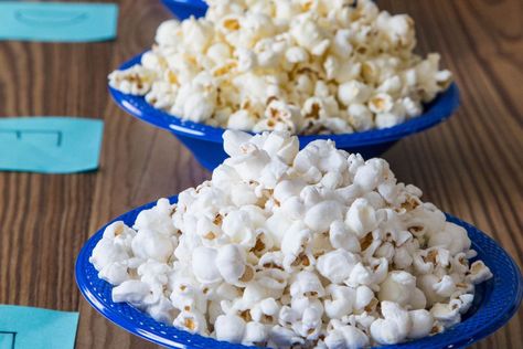 White cheddar popcorn is a classic snack food; it’s airy yet crisp, with just the right balance of cheese, butter, and salt. We recently tasted some of the most widely available varieties of white cheddar popcorn at our office in New York City, and today we’re sharing our thoughts on each — as well as our favorite national brand. Want to see our top pick? Office In New York, White Cheddar Popcorn, Cheddar Popcorn, Cheese Butter, Taste Test, White Cheddar, Taste Testing, Rice Krispie Treat, Top Pick