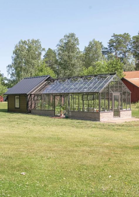 Gable Attached Cottage 14x32 6mm Single Glass - BC Greenhouses Brick And Wood Greenhouse, She Shed With Greenhouse Attached, Greenhouse With Shed Attached, Green House Shed Combo, Greenhouse Heating Ideas, Shed With Greenhouse Attached, Ranch Greenhouse, Shed And Greenhouse Combo, Greenhouse Attached To House