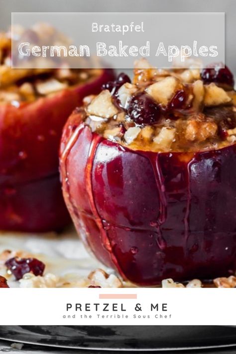 Steel Cut Oats Recipe, Honey Drizzle, Baked Apple Recipes, Steel Cut Oatmeal, Warm Desserts, Baked Apple, Fruity Desserts, Baked Oats, Apple Desserts