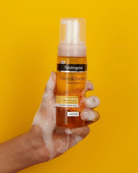 Neutrogena Clear And Soothe, Neutrogena Skin Care, Online Shop Design, Pinterest Images, Perfume Lover, Skin Serum, Beauty Photos, Normal Skin, The Skin