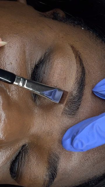 Eyebrow Threading Aesthetic, Henna Brows Before And After, How To Pluck Your Eyebrows, Soft Arch Eyebrows, Eyebrow Services, Threaded Eyebrows, Brow Dye, Brows Done, Brow Goals