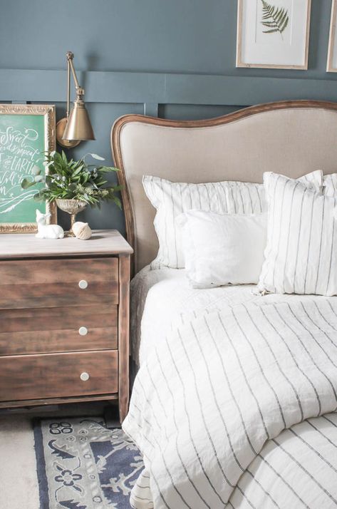 Neutral Farmhouse Bedroom, Joanna Gaines Paint Colors, Bedroom Colours, Bedroom Christmas Decor, Dark Accent Walls, Magnolia Paint, Inviting Bedroom, Neutral Farmhouse, Bedroom Colour