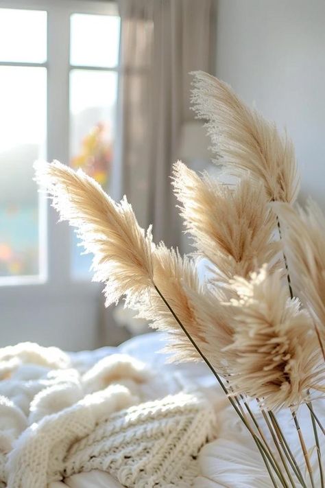 How To Make Pampas Grass Fluffy: Reviving Your Decor Porch Windows, Balcony Bar, Backyard Balcony, Grass Decor, Pampas Grass Decor, Online Interior Design, Blog Inspiration, Pampas Grass, Interior Design Projects