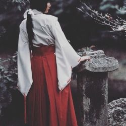 Kikyo Cosplay, Kubo And The Two Strings, Makoto Kino, Tamamo No Mae, Shrine Maiden, Minako Aino, Sailor Moon Aesthetic, Sailor Neptune, Sailor Mercury