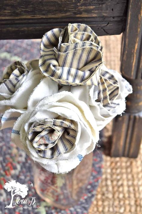 Fabric Roses Diy No Sew, Fabric Rose Template, Fabric Rosettes Tutorial, How To Make Fabric Roses Step By Step, Material Flowers How To Make, Fabric Roses Diy Tutorials, Rag Flowers How To Make, How To Make Fabric Flowers, Fabric Flowers Diy Easy