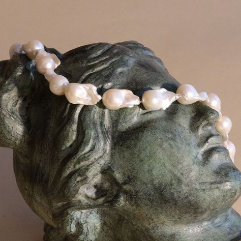 The Siren Song Baroque Pearl Collar is about to accompany me to Sicily, and she won't be leaving my neck. Pearl Jewelry Aesthetic, Baroque Aesthetic, Pearls Aesthetic, Pearl Aesthetic, Goddess Of Love, Aphrodite, Baroque Pearls, Pearl Jewelry, Beauty