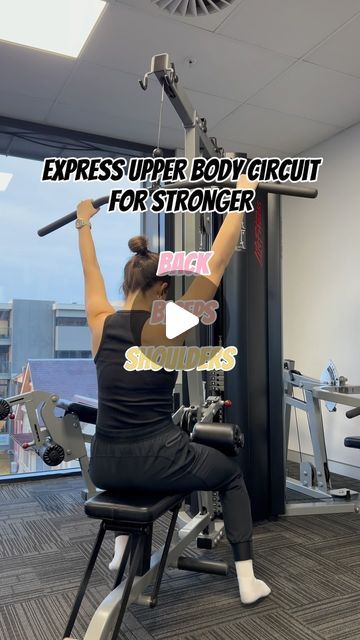 FITNESS INSPIRATION on Instagram: "Save and try later if you need a quick upper body pump! 💪🏻

1) Lat Pull Downs 
3x 6-10 reps

2) Half Kneeling Single Arm Dumbbell Press
3x 8-12 reps

3) Bicep Curls 
3x 8-12 reps 

#upperbodyworkout #quickworkout #womenworkout #gymbeginner #fitnessinspo #backexercises #bicepsworkout #shoulderworkout #expressworkout #workoutforbusypeople" Upper Body Circuit, Gym For Beginners, Dumbbell Press, Strong Back, Body Pump, Biceps Workout, Bicep Curls, Back Exercises, Shoulder Workout