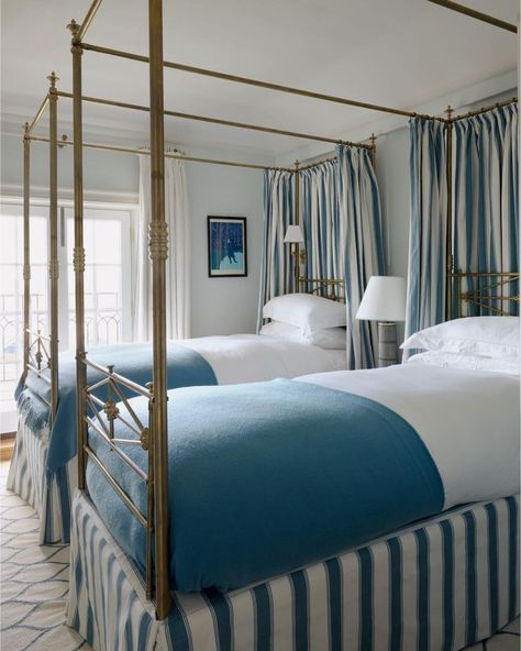 Veere Grenney, Striped Bedroom, Regency House, Queen Anne House, Country Modern Home, Paint And Paper Library, Monday Inspiration, Brass Bed, Twin Bedroom