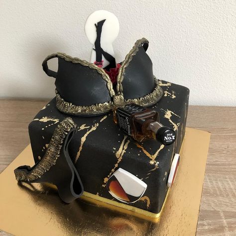 Bachelor party cake - cake by Renatiny dorty - CakesDecor Bachelorette Cake For Groom, Bachelor Cake For Men, Bachelor Party Cakes For Men, Bachelor Party Cakes, Bachelor Cake, Sweet Business, Small Wedding Decor, Bachelorette Cake, Bachelor Party Decorations