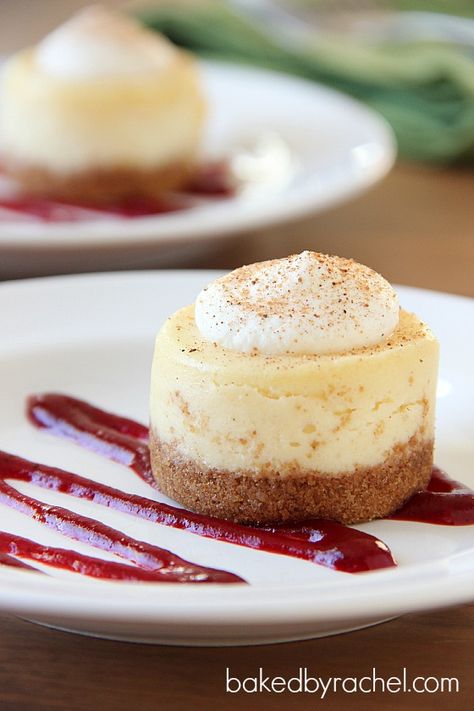 Mini Eggnog Cheesecake Recipe Mini Eggnog Cheesecake, Eggnog Cheesecake Recipe, Christmas Cheesecake Recipes, Holiday Cheesecake, Eggnog Dessert, Eggnog Cheesecake, Christmas Cheesecake, Eggnog Recipe, Dessert Party