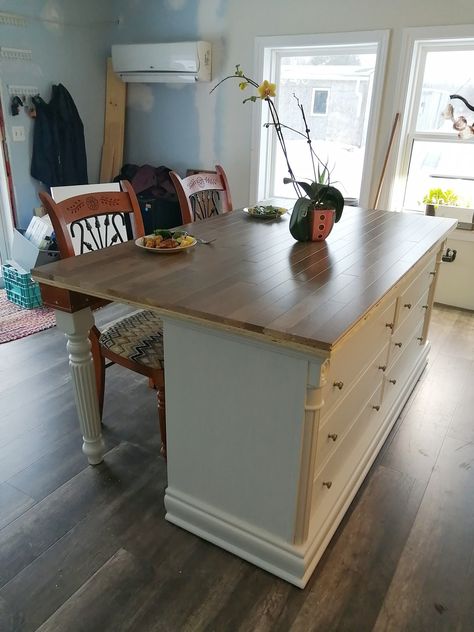 Dresser Island, Table Upcycle, Dresser Kitchen, Kitchen Table Legs, Mobile Kitchen Island, Dresser Kitchen Island, Small Kitchen Island, Kitchen Island Table, Kitchen Island With Seating