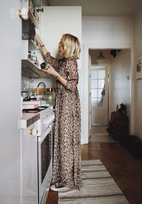 Mode Boho, Leopard Print Dress, Looks Style, Mode Inspiration, Street Styles, Look Fashion, Spring Summer Fashion, The Wall, Stove