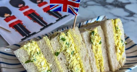 Vegan Egg and Cress Sandwich - BOSH! Meal Prep Lunch Box, Batch Meals, Vegan Egg, Tasty Snacks, Vegan Burger, Vegan Eggs, Vegan Meal Prep, Vegan Foodie, Vegan Meal