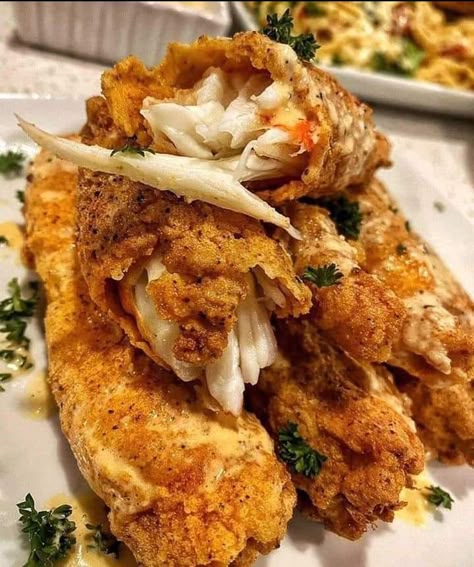 Fried Crab Legs, Fried King Crab, King Crab Legs Recipe, Fried Crab, Chicken Breast Instant Pot, Crab Legs Recipe, King Crab Legs, King Crab, Crab Recipes