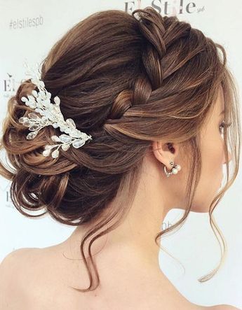 #Updo #EasyUpdo #WeddingUpdo updo hairstyles for short hair easy updo hairstyles hair updos for medium length hair easy updos for medium hair updo hairstyles for weddings how to do a simple updo for long hair updos for short fine hair easy hair updos youtube Tiara Simple, Bohemian Hair Accessories, Winter Wedding Hair, Gold Hair Comb, Boho Wedding Hair, Best Wedding Hairstyles, Bohemian Hairstyles, Trendy Wedding Hairstyles, Bridal Updo