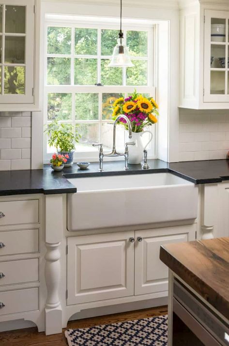 Delightful restoration of a brick and fieldstone farmhouse in Pennsylvania Kitchen Island Backsplash, Country Kitchen Diy, Island Backsplash, Rustic Farmhouse Style Kitchen, Farmhouse Kitchen Coffee Bar, Downsizing Your Home, Old Farmhouse Kitchen, Chester County Pennsylvania, Coffee Bar Kitchen