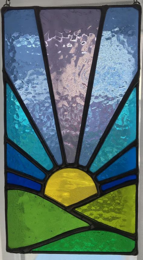 Begginer Stained Glass Patterns, Stained Glass Landscape, Stained Glass Sunrise, Stained Glass Sunsets, Sunrise Stained Glass Pattern, Art Deco Stained Glass Window, Stainglass Patterns Abstract, Sunset Stained Glass Window, Stained Glass Sunset Over Water