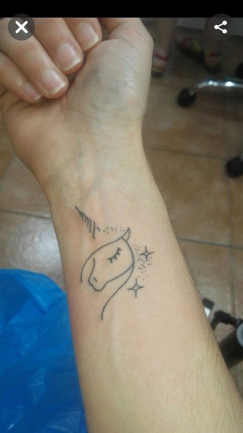 Unicorn Tattoo Designs, Unicorn Tattoo, Tato Henna, Unicorn Tattoos, Trendy Tattoo, Simple Tattoo, Tattoo Me, 1 Tattoo, Tattoo Outline