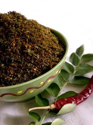 Karivepaku Podi ~ Spicy Curry Leaves Powder | Blend with Spices Curry Leaves Powder, Podi Recipe, Masala Powder Recipe, Spicy Curry, Chana Dal, Urad Dal, Chutney Recipes, Indian Snack Recipes, Coriander Seeds