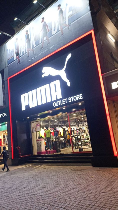 Puma Showroom Snap, Puma Store, 18th Birthday Party, Sale Store, Pumas Shoes, Shoes Shop, 18th Birthday, Shoe Shop, Shoe Box