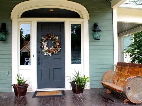 Green House Blue Door, Blue Green Exterior Paint Colors, Dark Green Front Door, Sage Green House, Mclane Stadium, Green Front Door, Green Exterior House Colors, Green House Exterior, Green Siding