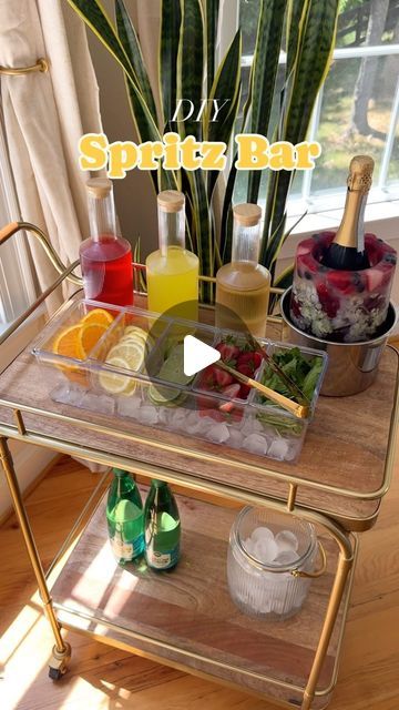 Diy Spritz Bar, Spritz Bar Ideas, Spritz Station, Elderflower Liquor, Spritz Bar, Hugo Spritz, Girls Brunch, Brunch Drinks, Mystery Dinner