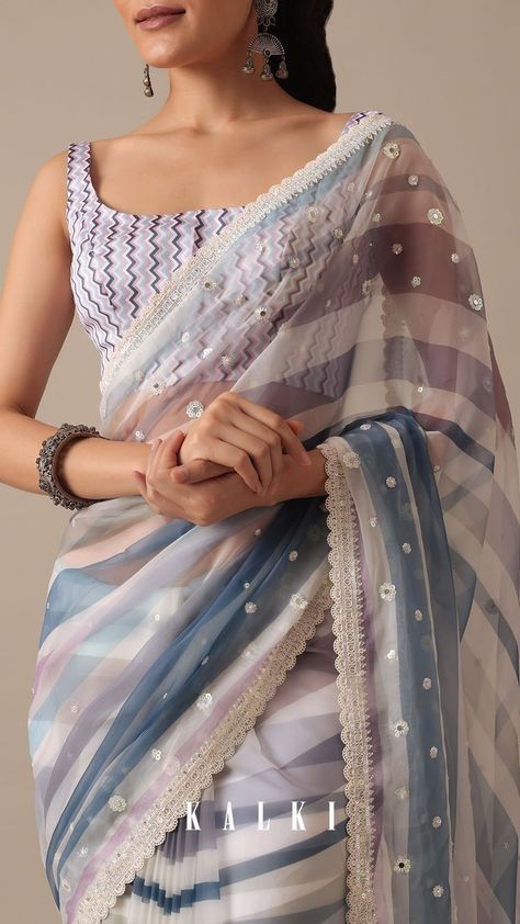 Simple Saree Designs, Dresses Traditional, Fashionable Saree Blouse Designs, Fancy Sarees Party Wear, Modern Saree, Traditional Indian Dress, Sarees Silk, Simple Sarees, Indian Fashion Saree