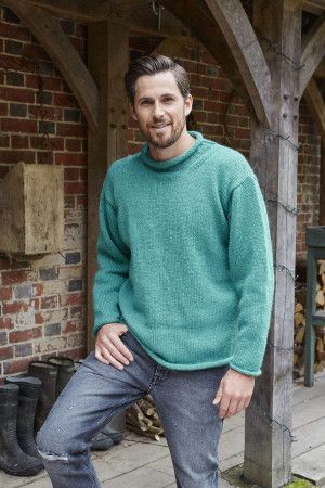 Free knitting pattern for a men's plain. #KnittingPatterns #DIYKnitting #HandmadeKnits #KnittingInspiration #KnittingCommunity Knitted Sweater Men Pattern, Knitting Patterns Mens Sweaters, Easy Mens Sweater Knitting Patterns Free, Knitted Jumper Men, Men’s Knitted Sweater Patterns, Mens Knitting Patterns Free, Roll Neck Sweater Pattern, Mens Sweater Knitting Pattern, Mens Roll Neck Sweater