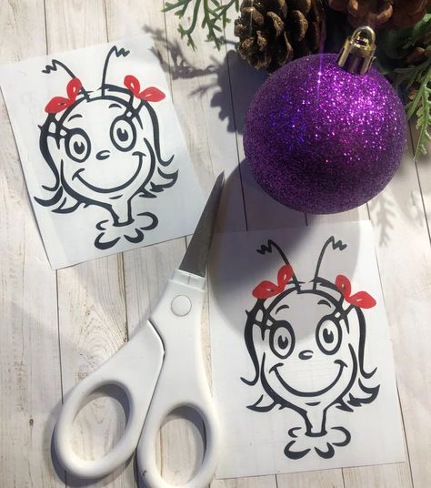 Cindy Lou Who Christmas Character Vinyl Decals / D.I.Y Project - Etsy Cindy Lou Ornaments Diy, Cindy Lou Who Ornaments Diy, Cindy Lue Who, Vinyl Decal Diy, Cindy Lou Who, Christmas Vinyl, Popular Crafts, Cindy Lou, Snowman Faces