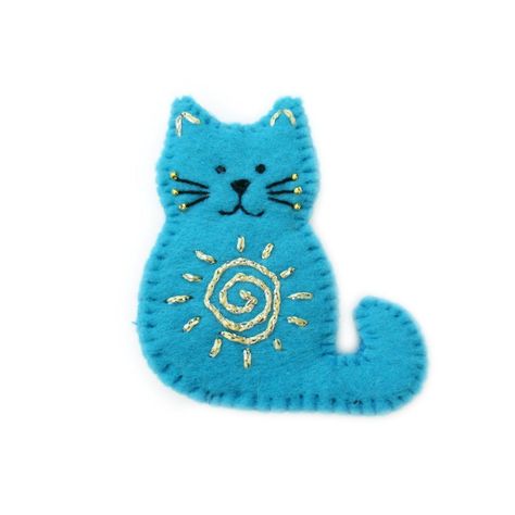 Felting Gifts, Felt Cats, Cat Felt, Diy Felt Christmas Ornaments, Cat Template, Felt Projects, Felt Embroidery, Little Cat, Wool Projects