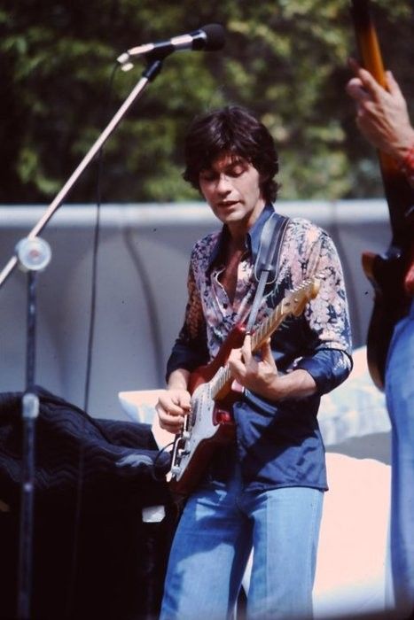 Robbie Robertson, The Band The Last Waltz, Robbie Robertson, Rocker Outfit, Like A Rolling Stone, Rock Guitarist, Rhythm And Blues, Music Photo, Him Band, My Favorite Music