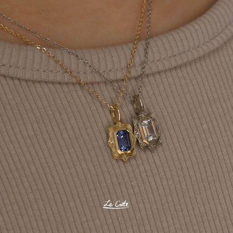 Objet d’art No. 1 Necklace in blue sapphire or white sapphire? 💙🤍 𝑷𝒂𝒊𝒏𝒕 𝒀𝒐𝒖𝒓 𝑮𝒐𝒍𝒅𝒆𝒏 𝑴𝒐𝒎𝒆𝒏𝒕 #lecontejewelry #vintagejewelry #frenchaesthetic #frames #uniquejewelry #bespokenecklace #cutomizedjewelry #artaesthetic #stationery #jewelryart Blue Sapphire Jewelry Aesthetic, Handmade Luxury Sapphire Jewelry, Luxury Handmade Sapphire Necklaces, Luxury Modern Sapphire Necklace, Luxury Sapphire Pendant Necklace, Jewelry Piercing, French Aesthetic, Pretty Accessories, Wrist Jewelry