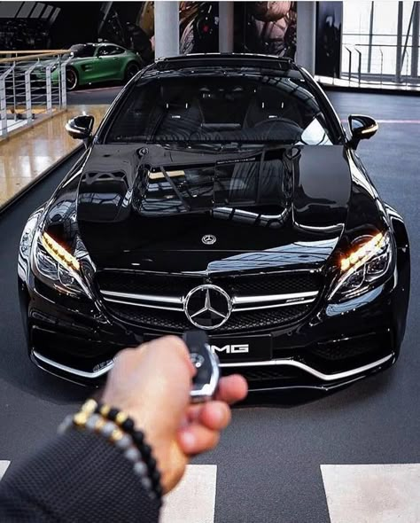 Lexus Truck, Dream Cars Lexus, New Car Key, G 63 Amg, Black Mercedes, Black Mercedes Benz, C 63 Amg, Amg C63, Dream Cars Mercedes