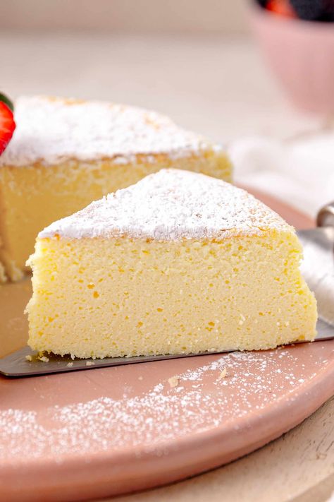 Jiggly Japanese Cheesecake, American Cheesecake, Japanese Cheesecake, Sprinkle Cake, Food Sweet, Recipe Blog, Simply Recipes, Creamy Cheesecake, Round Cake Pans