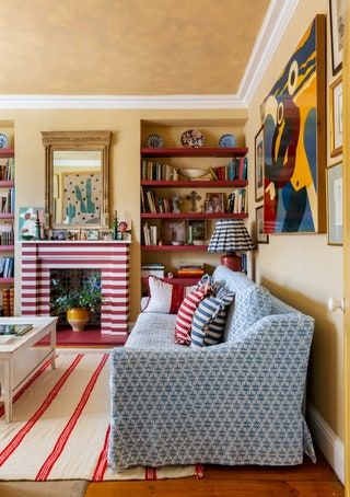 Alice Palmer, Stylish Living Room Ideas, Breakfast Room Green, Small Gallery Wall, Palmer House, Childrens Bathroom, Eclectic House, London House, Stylish Living Room