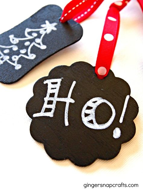 easy chalkboard ornaments Chalkboard Ornaments, Free Chalkboard Printables, Chalkboard Crafts, Chalkboard Ornament, Chalkboard Printables, Concrete Pad, Ginger Snap, Ornament Ideas, Ornament Tutorial