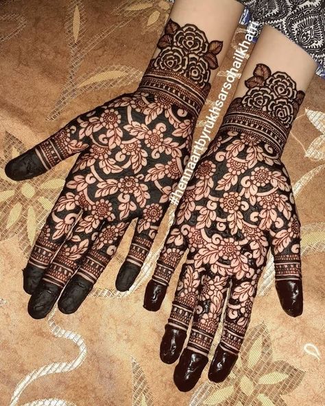 Simple Modern Mehndi Designs, Simple Modern Mehndi, Indian Mehndi Design, Mehndi Design For Beginners, Bridal Henna Design, Modern Mehndi, Indian Mehndi, Design For Beginners, Mehndi Designs Bridal Hands