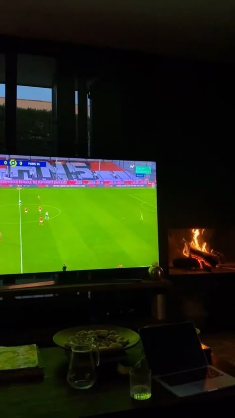 Watching Soccer Aesthetic, Football Match On Tv, Watching Football On Tv, Firestick Tv, Watching Soccer, Soccer Tv, Soccer Time, Football Watch Party, Friends Party Night